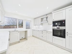 Photo 8- click for photo gallery